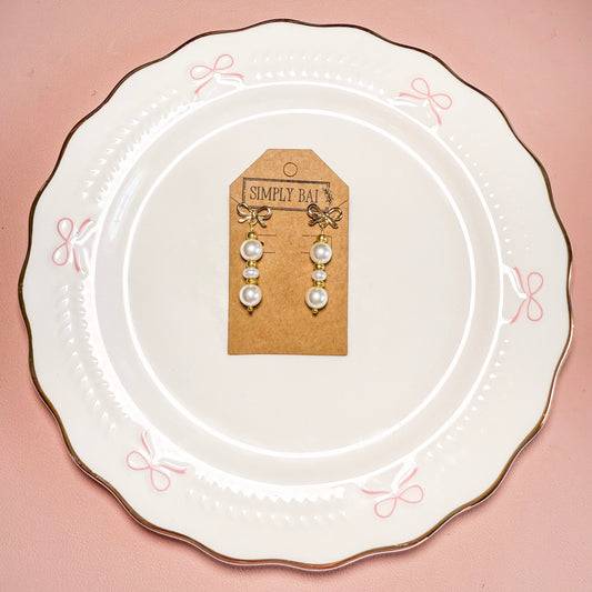 Maryann | Pearl Bow Earrings